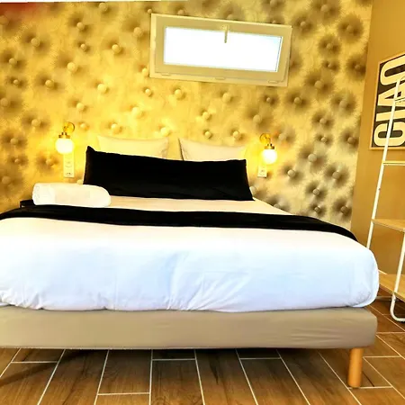 דירה Studio Alba - Confort Moderne - Terrasse - Parking Gratuit - Non Fumeur *