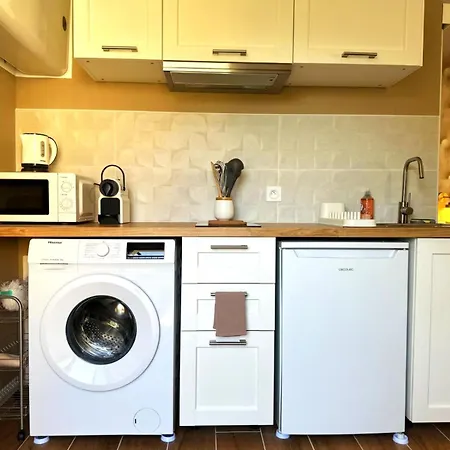 דירה Studio Alba - Confort Moderne - Terrasse - Parking Gratuit - Non Fumeur